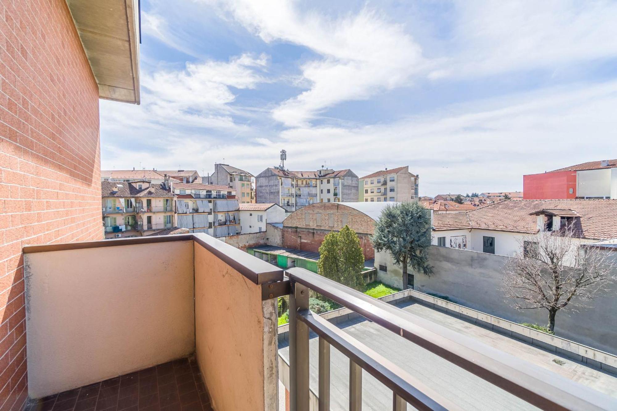 Asti Comentina Railway Functional Flat Exterior foto